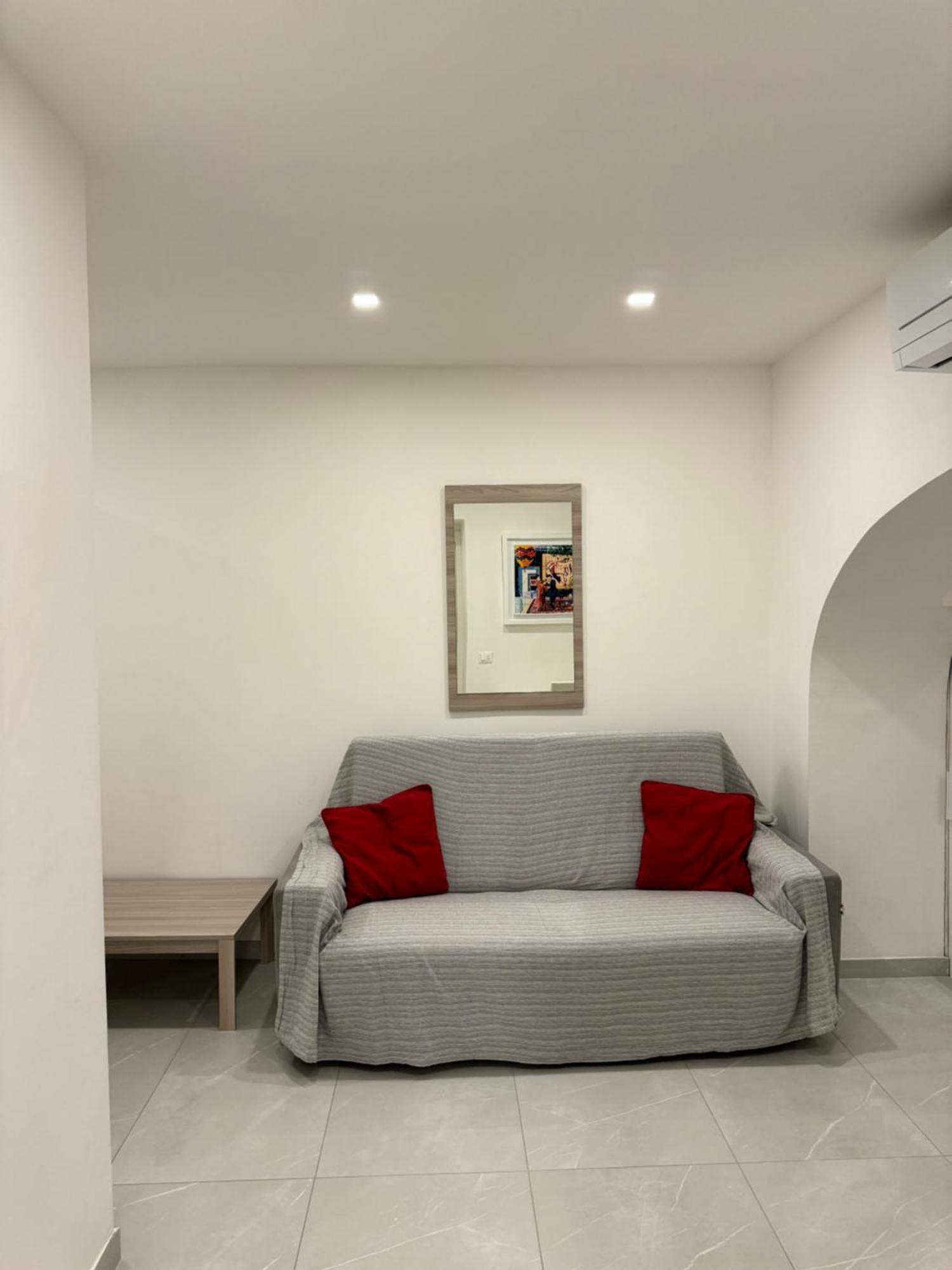 Re House Suite & Deluxe Apartament Ascoli Piceno Eksteriør billede