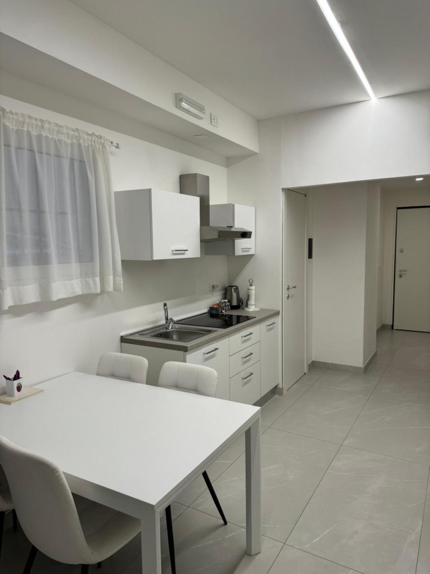 Re House Suite & Deluxe Apartament Ascoli Piceno Eksteriør billede